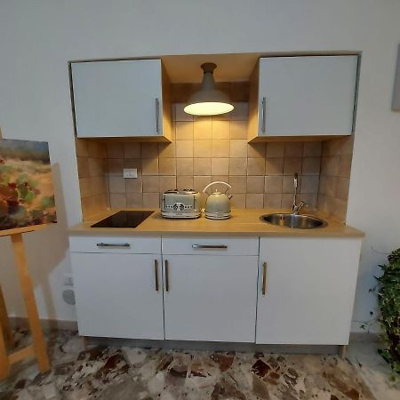 Stellammare Apulian House B&B Барі Екстер'єр фото