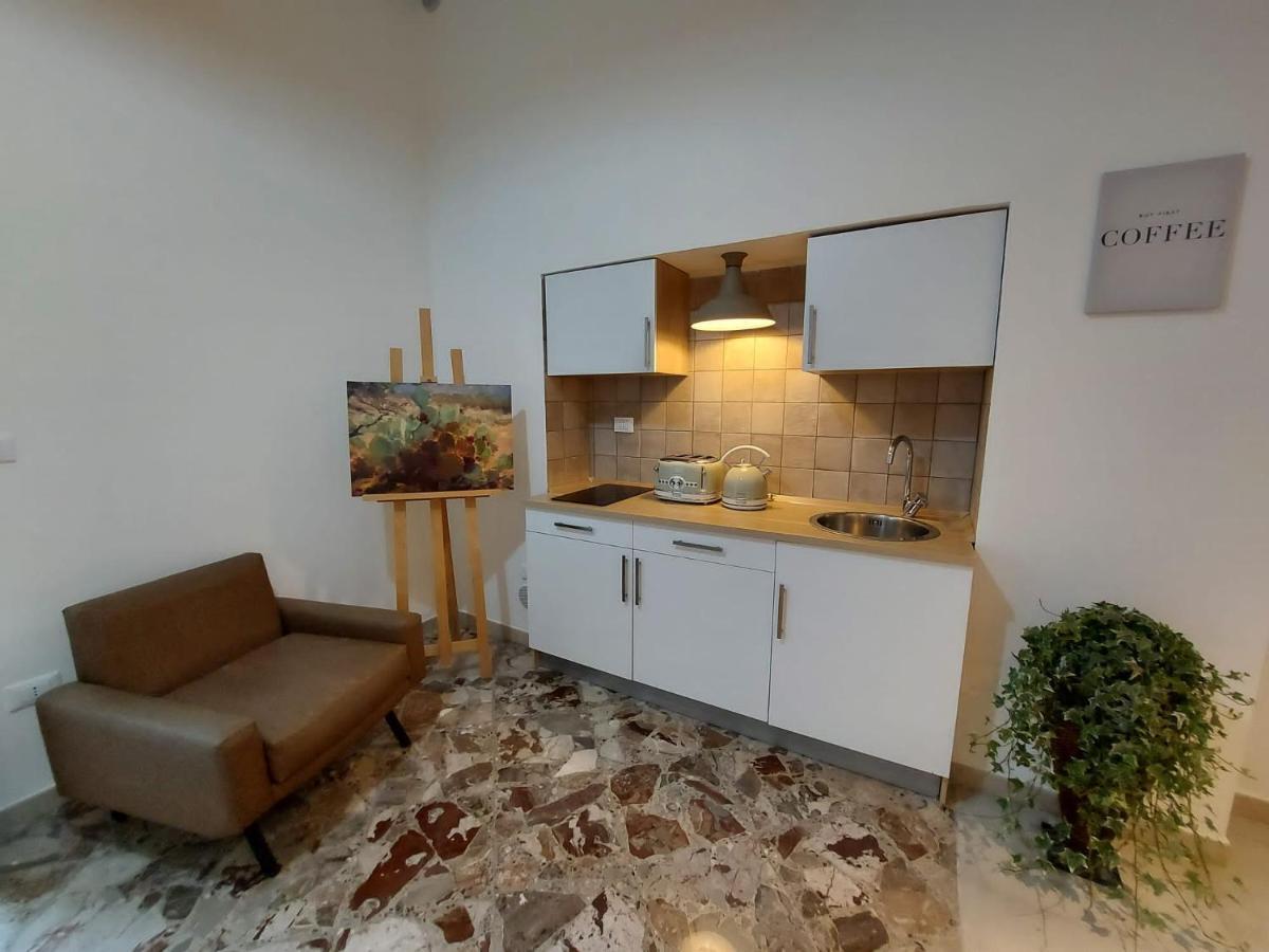 Stellammare Apulian House B&B Барі Екстер'єр фото